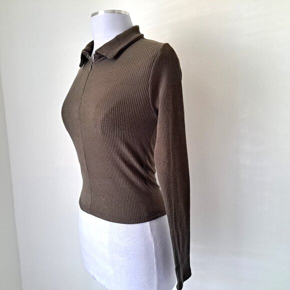 Cloud Dancer Juniors  Sweater Cropped Long Sleeve Green Color Size L - Picture 1 of 9